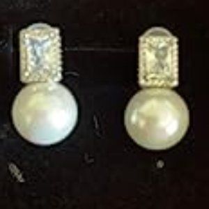 7x5MM Pear Shape Birthstone Gemstone White Gold Plated or 18K Yellow Gold Plated